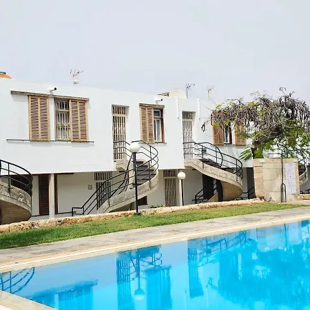 Apartment New Holidays & Pool ,aircond , Playa De Americas, Tenerife