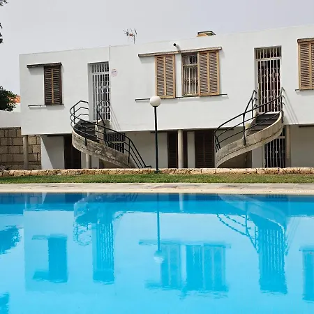 New Holidays & Pool, Aircond, Playa De Americas, Tenerife Arona (Tenerife)