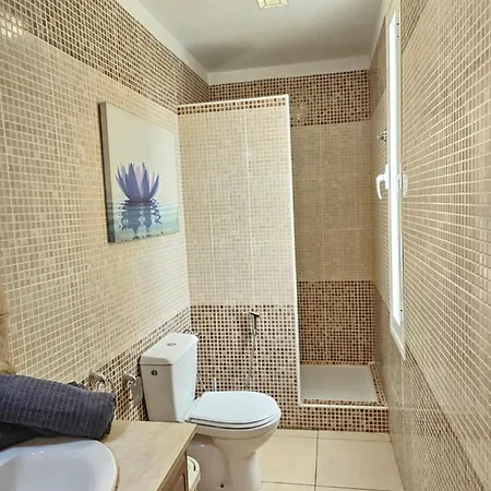 Lejlighed New Holidays & Pool ,aircond , Playa De Americas, Tenerife