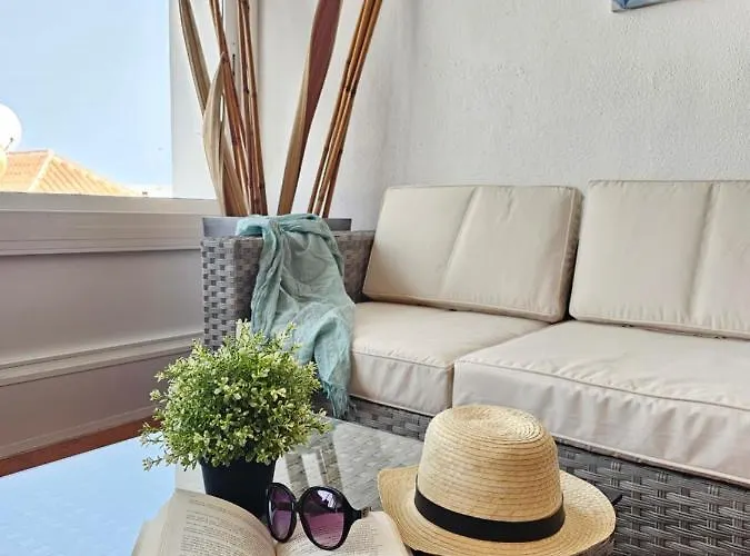 New Holidays & Pool ,aircond , Playa De Americas, Tenerife Apartamento Arona (Tenerife)