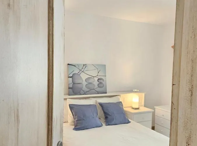 Apartamento New Holidays & Pool ,aircond , Playa De Americas, Tenerife