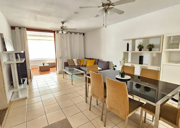 New Holidays & Pool ,aircond , Playa De Americas, Tenerife Apartamento Arona (Tenerife)