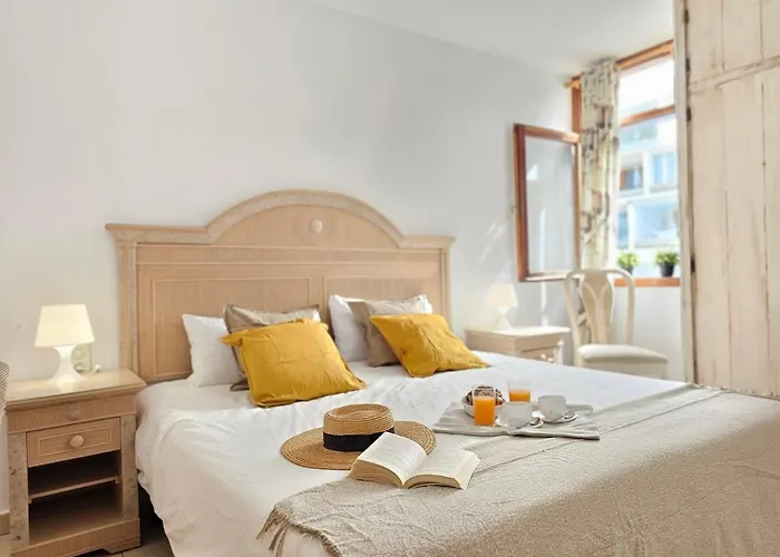 Apartamento New Holidays & Pool ,aircond , Playa De Americas, Tenerife *