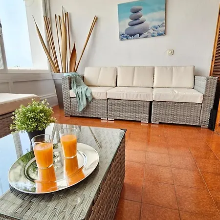 New Holidays & Pool, Aircond, Playa De Americas, Tenerife Appartement